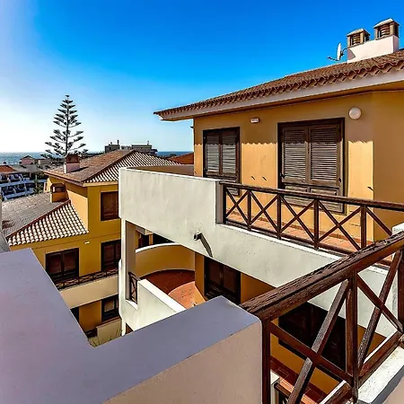 Hotel apartamentowy Apto Con Piscina, Terraza Con Vistas Al Mar & Ac San Miguel de Abona