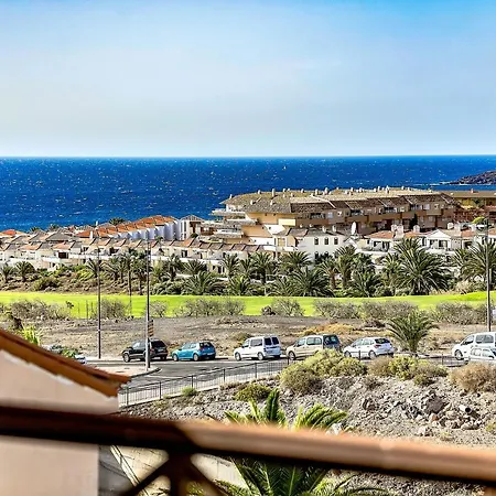 Hotel apartamentowy Apto Con Piscina, Terraza Con Vistas Al Mar & Ac